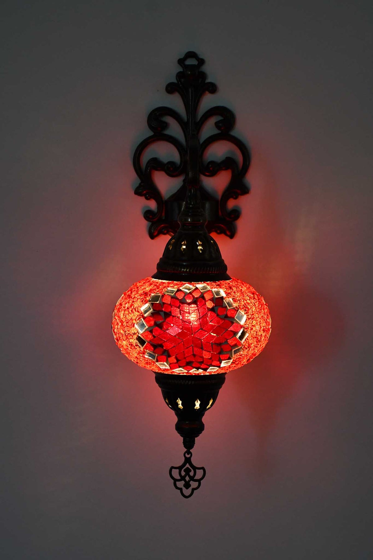Turkish wall light beads round star red