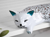 ceramic lazy cat large Iznik daisy