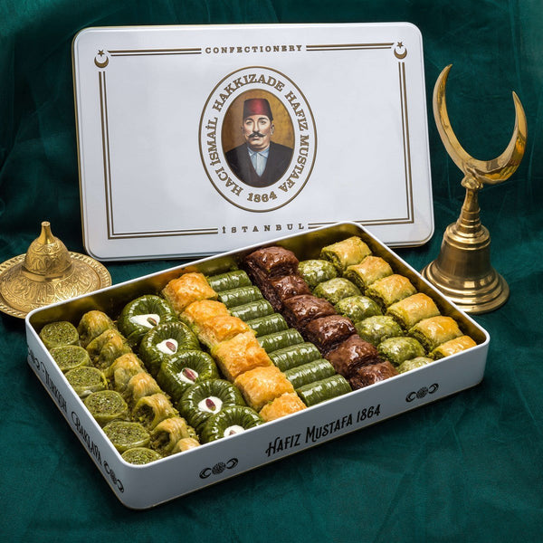 Pistachio Baklava Assortment XL Box 2250 Gr Turkish Pantry Hafiz Mustafa 