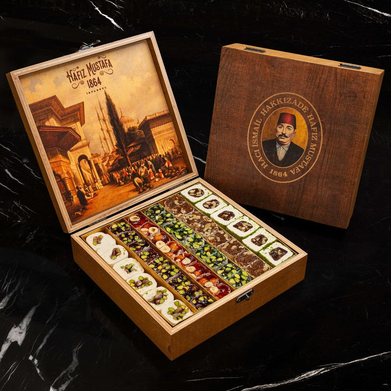Turkish Delight Mixed Flavours Blue Wooden Box