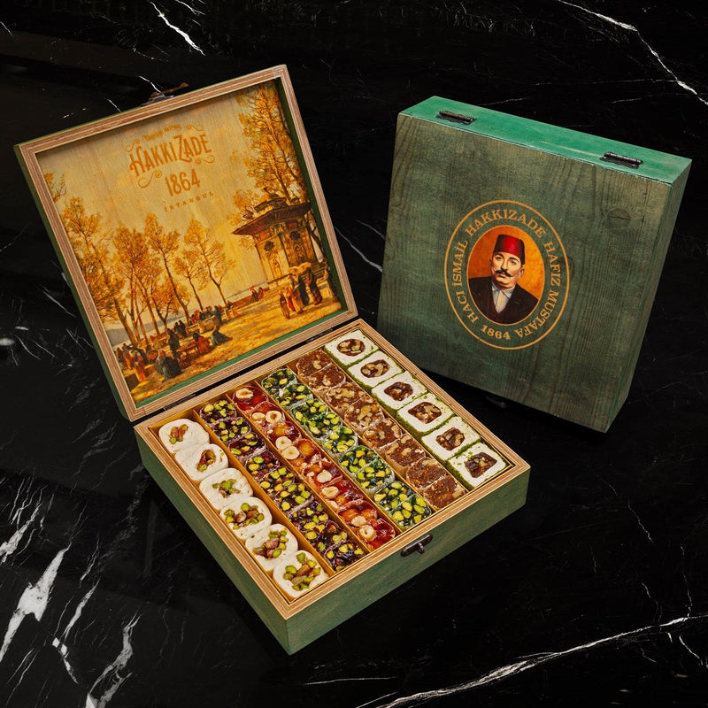 Turkish Delight Mixed Flavours Blue Wooden Box